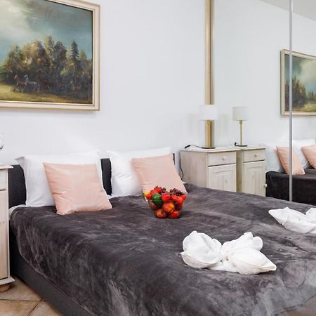 Apartment With Veranda Torunska Pobierowo By Noclegi Renters Buitenkant foto
