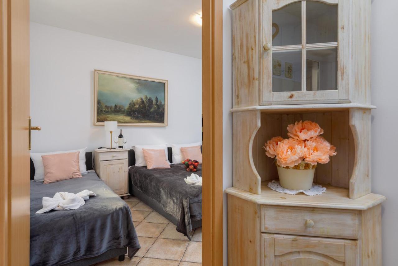 Apartment With Veranda Torunska Pobierowo By Noclegi Renters Buitenkant foto