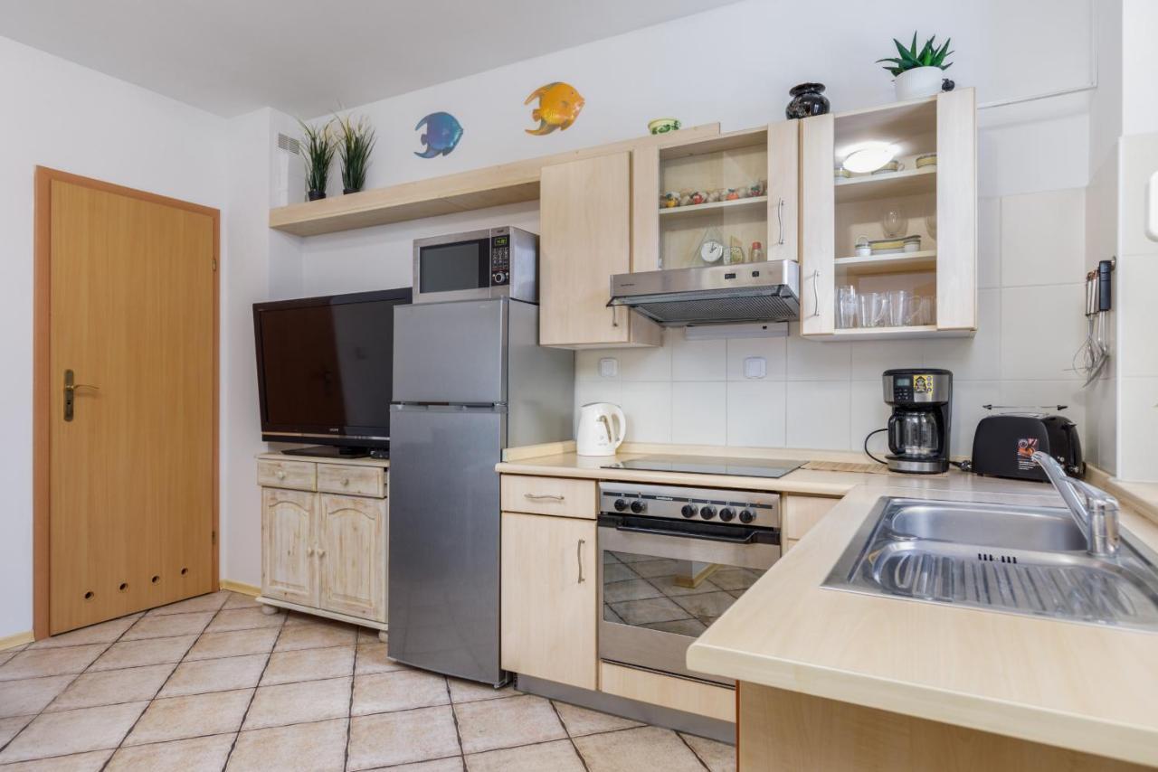 Apartment With Veranda Torunska Pobierowo By Noclegi Renters Buitenkant foto
